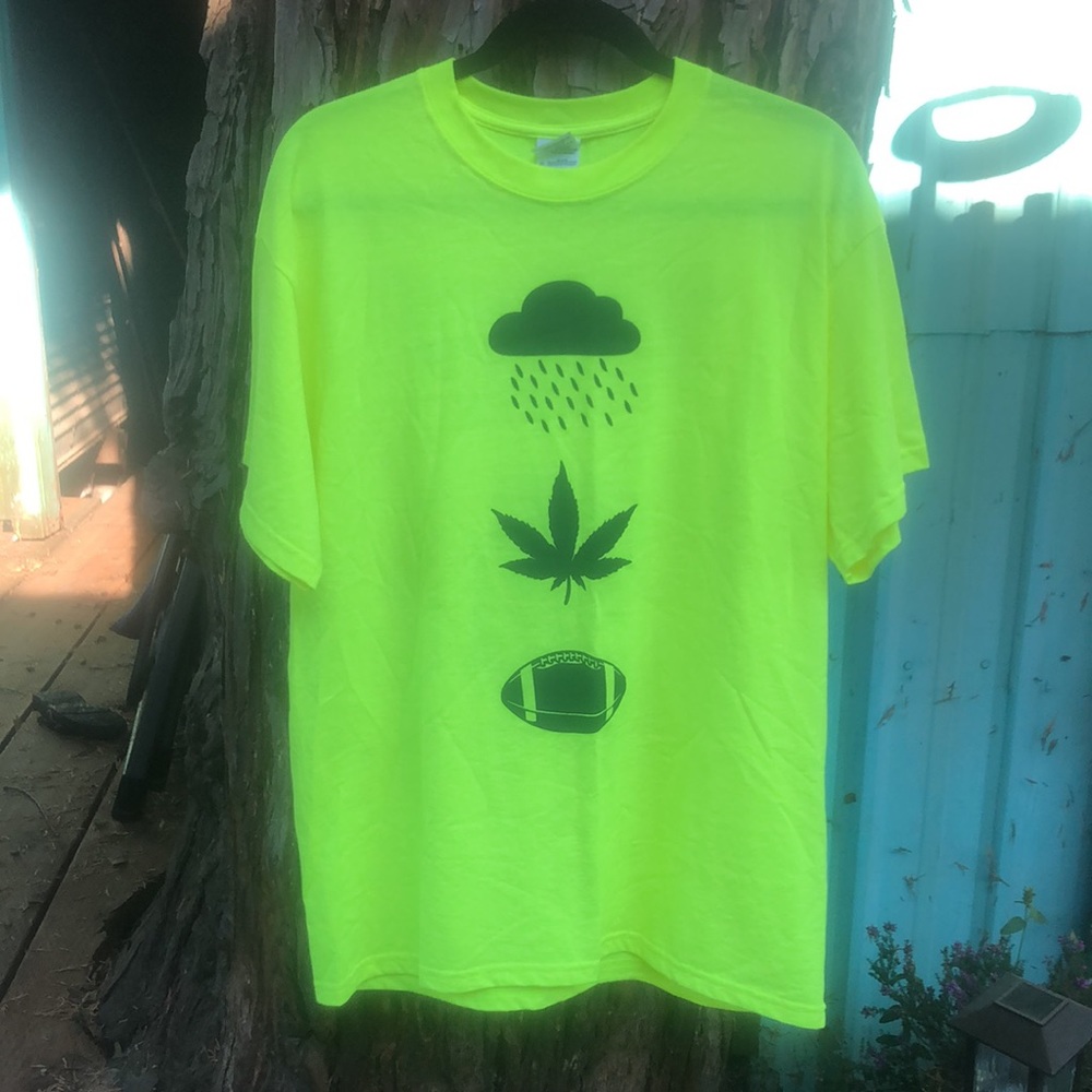University of Oregon UO Rain Weed Football TShirt